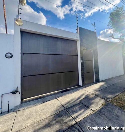 EXCELENTE CASA DE UNA PLANTA EN VENTA EN COL. PANORAMA 3 HABITACIONES IDEAL PARA OFICINAS O CASA HAB