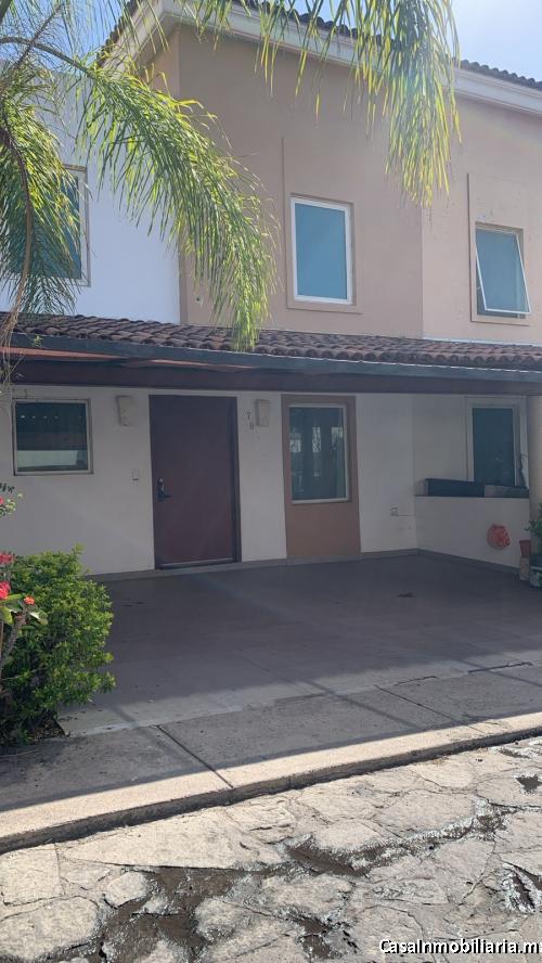 Se VENDE casa en Fraccionamiento Residencial San Isidro, Zapopan. Jalisco
