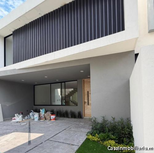 HERMOSA CASA EN PREVENTA EN PUNTA DEL ESTE | COTTO ARENAS | FRENTE A ÁREA VERDE | SALÓN DE EVENTOS 