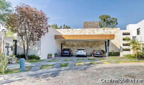 EXCLUSIVA CASA EN VENTA EN BOSQUE AZUL | ZONA NORTE DE LEÓN | A 6 MIN DE PLAZA MAYOR | 822.06 M² TER