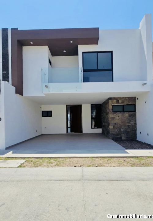 HERMOSA CASA EN VENTA EN RINCONADA SANTA FE 1 | ZONA NORTE DE LEÓN | CERCA DE LA UNIVERSIDAD IBEROAM