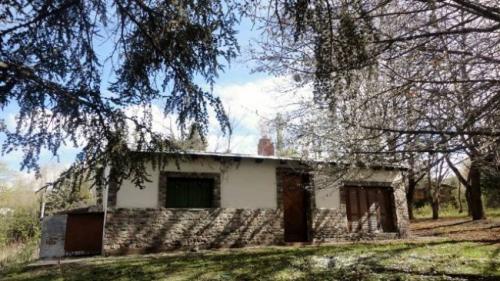 Hermosa casa con salida al Arroyo las Vacas