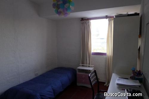 Venta de casa en Barrio Fush