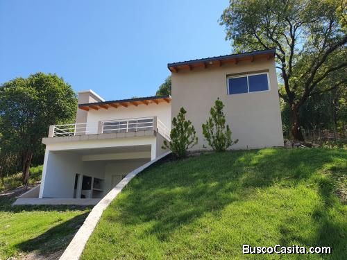 Vendo Bellísima propiedad en Rio Ceballos, Córdoba, Argentina $160.000 Dólares