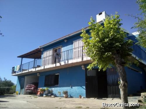 FYF PROPIEDADES VENDE CASA CON DEPARTAMENTO (MONO AMBIENTE) EN ESTANCIA VIEJA