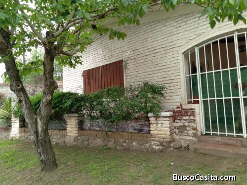 CHALET ANTIGUO EN vILLA aLLENDE