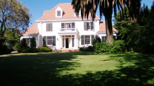VC258 VENTA GRAN CASA EN MIRAFLORES BAJO VIÑA DEL MAR