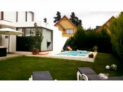VC241 VENTA DE CASA ESTILO MEDITERRÁNEO LOMAS DE MONTEMAR - CONCÓN