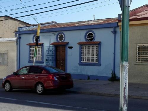 Casa de Adobe en Cerro Placeres  a una cuadra Plaza de La Conquista