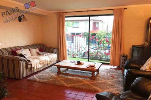 EXCELENTE CASA EN JARDÍN DEL MAR, REÑACA // VC494