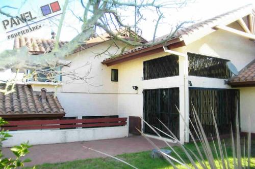 CASA HERMOSA VISTA, LOS ALMENDROS, REÑACA // VC513