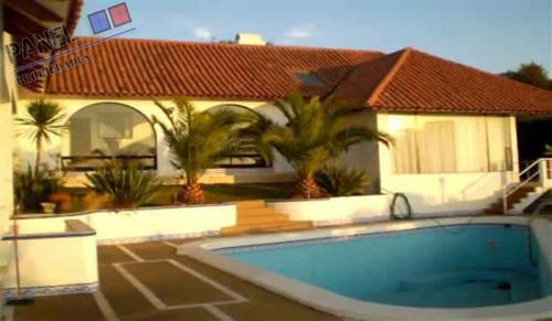 AMPLIA CASA CON HERMOSA VISTA - JARDÍN DEL MAR, REÑACA // VC170
