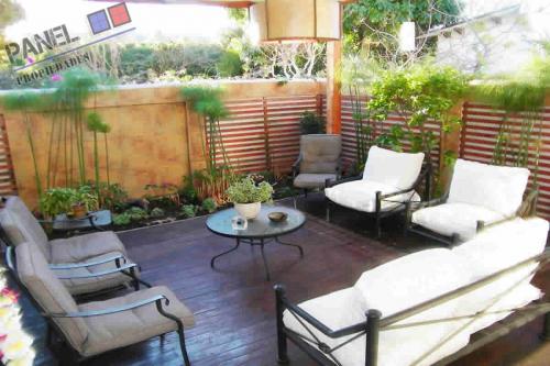 CASA EN MIRAFLORES BAJO, A PASOS DE 1 NORTE, VIÑA DEL MAR // VC514