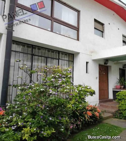 VENTA DE CASA EN EL CENTRO DE VIÑA DEL MAR // VC582