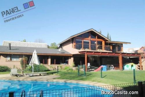 CASA CON 1.128 m2 DE TERRENO, JARDÍN DEL MAR, REÑACA // VC486