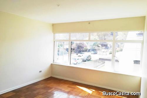 CASA CERCANA A 1 NORTE,  MIRAFLORES BAJO - VIÑA DEL MAR // VC569