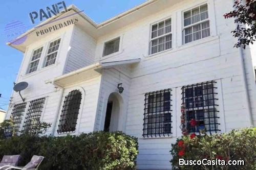 GRAN CASA 270 m2, RECREO, VIÑA DEL MAR // VC588