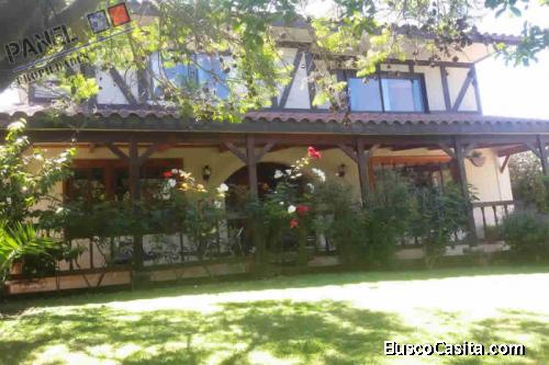 VENTA CÓMODA CASA , JARDIN DEL MAR - REÑACA // VC370 