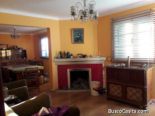 Se vende casa en el centro de Villa Alemana 