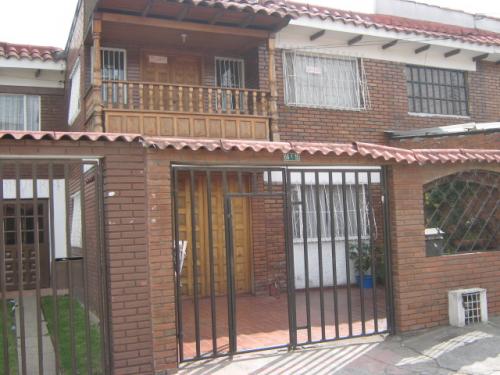 VENTA DE CASA EN MADELENA 