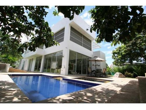 Vendo Espectacular y Exclusiva Casa en el Vergel