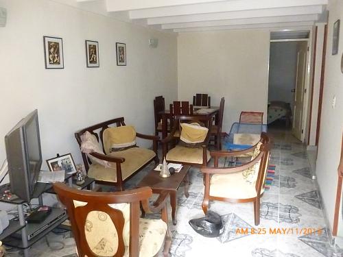 Vendo casa en parques de marcella recien remodelada