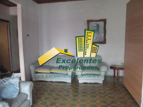 Se vende Excelente Casa en Robledo  (3pa833)