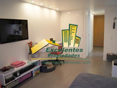 Se vende Excelente Aparta-estudio en El Poblado (2pb950)