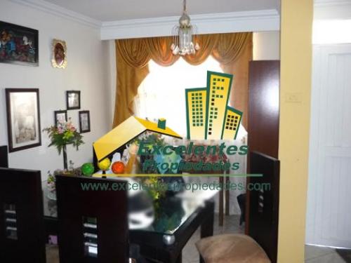 Se Vende Espectacular Aparta-estudio  en  Manrique   (1mc1124)
