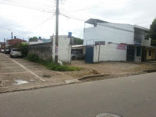 Se vende espectacular Casa Lote esquinero en el centro de Yopal Casanare  