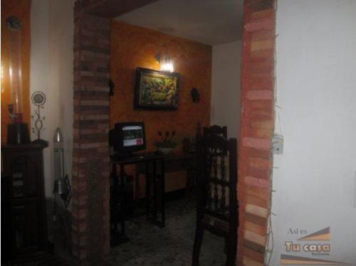CASA  75Mts2 , ROBLEDO KENNEDY . ASI ES TU CASA