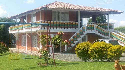 Vendo hermosa finca de recreo corredor turístico vía a Alcalá