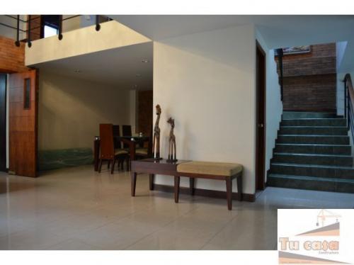 CASA CAMPESTRE EN CONJUNTO CERRADO EN SABANETA. ASI ES TU CASA