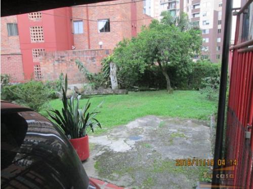CASA LOTE UBICADA EN SABANETA. ASI ES TU CASA