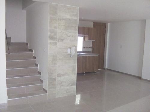 Se vende hermosa casa para estrenar en el barrio olaya