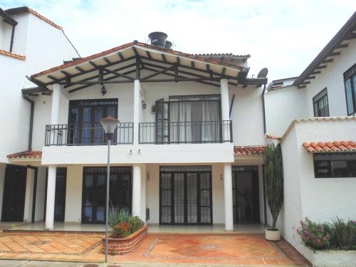 VENTA CASA EN VILLAVICENCIO, META, COLOMBIA 