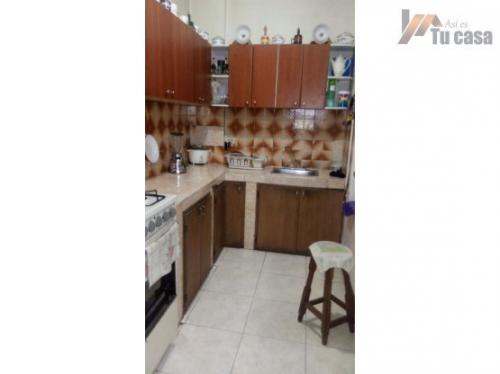 Casa de 300 m2 1°-2°-3°. ASI ES TU CASA