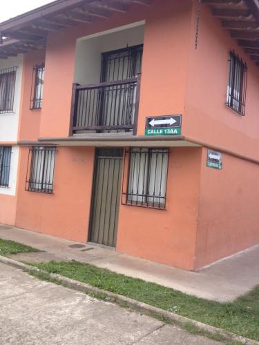 Casa esquinera en La Ceja