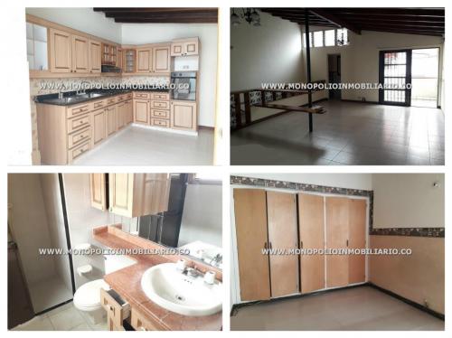 CASA BIFAMILIAR EN VENTA - EL ESTADIO COD: 11747