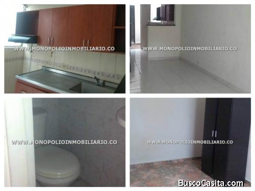 CASA UNIFAMILIAR EN VENTA - SECTOR EL CUCARACHO, ROBLEDO COD: 14878