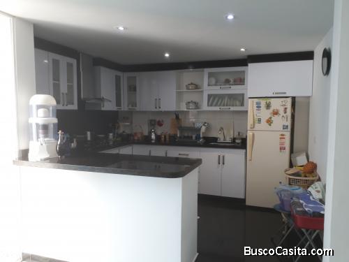Hermosa y amplia casa estilo moderno