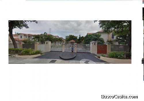 Amplia, cómoda y segura casa en Villa Santos de Barranquilla