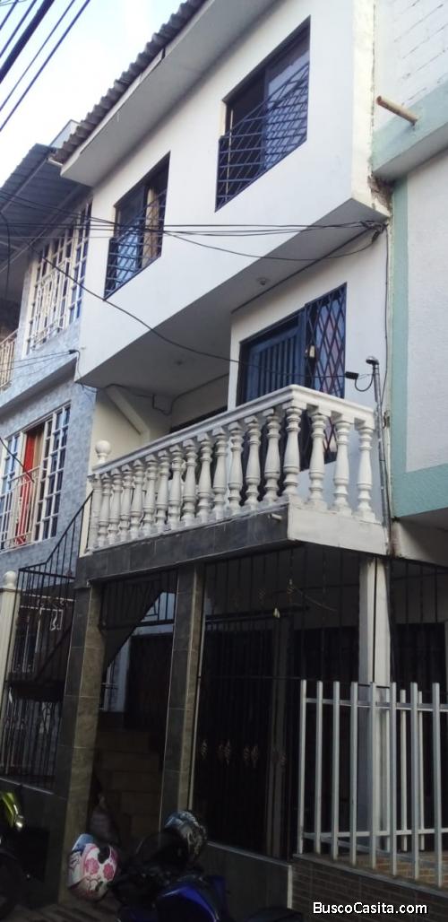 vendo casa  en los andes