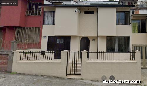 Hermosa casa en el barrio Chipre en Manizales Caldas