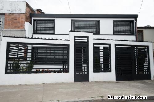 VENDO CASA EN GALERIAS BOGOTÁ COLOMBIA