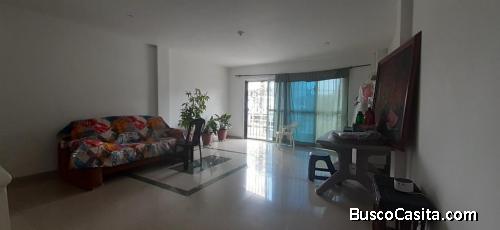 EXCELENTE INVERSION, RENTABLE, DIRECTAMENTE BARRIO EL LIDO, CASA CON 4 APARTAMENTOS Y LOCAL 