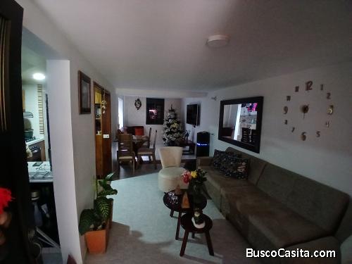 Casa grande unifamiliar, buenos aires, medellin, colombia