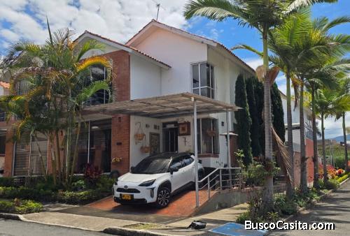 SE VENDE CASA CONJUNTO QUINTAS DEL PEDREGRAL FUSAGASUGA