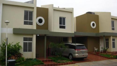 Elegante Townhouse en venta Monte Bello