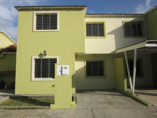 VENTA de espectacular casa en CABUDARE 11-7644